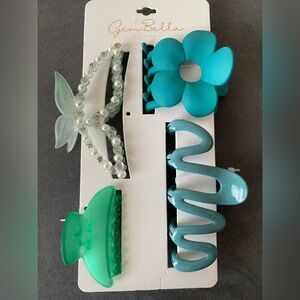 NWOT Gem Bella Teal Blue/Green Hair Clip Set